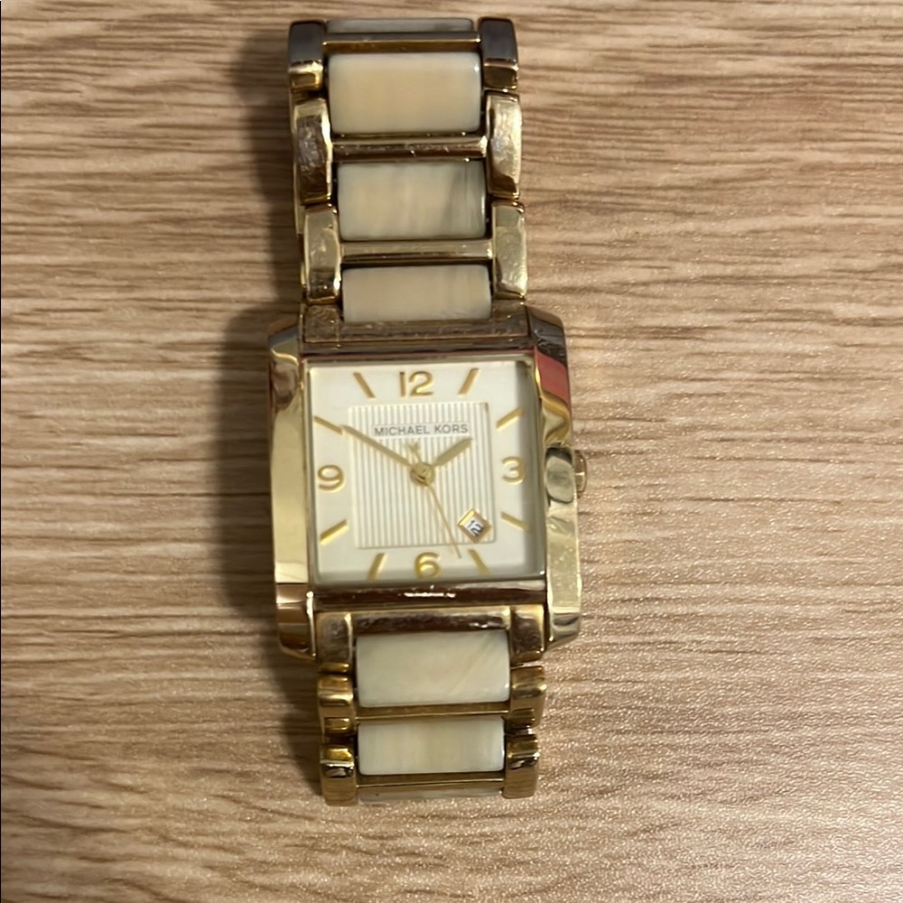 Michael Kors Gold and Cream Watch